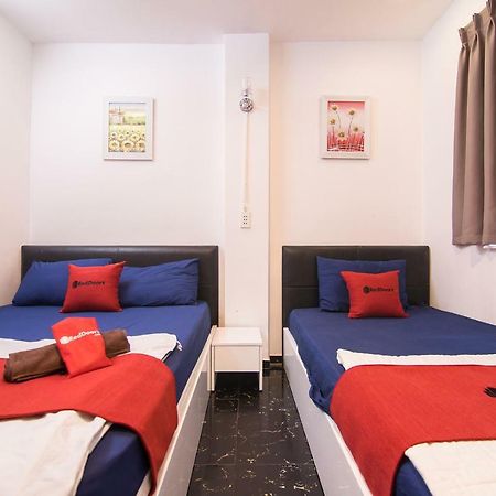Reddoorz @ Bui Vien Walking Street 3 Hotel TP. Hồ Chí Minh Ngoại thất bức ảnh